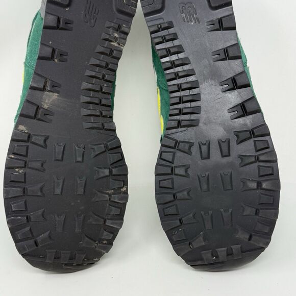 New Balance 574 V2 Classic Sneakers Mens 10.5 D Green Yellow Suede Running Shoes - Picture 15 of 15